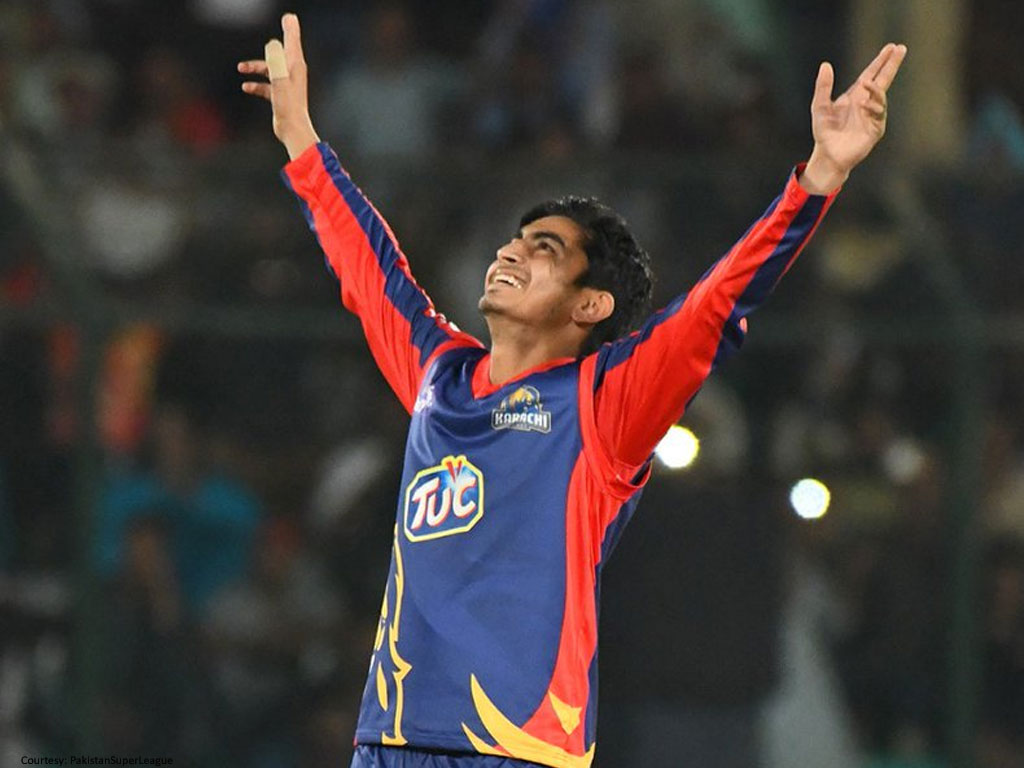 Young Umer Khan bags Emerging Player of the tournament award