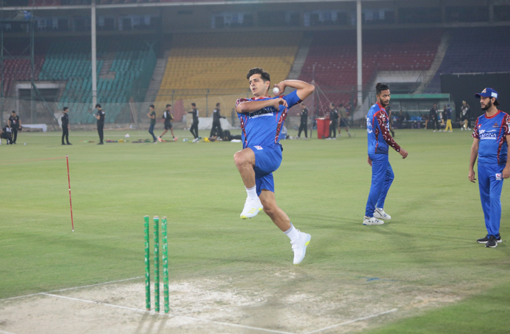 Karachi Kings’ pacer Mir Hamza ruled out of PSL 8 remainder