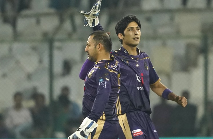 Malik’s fifty goes in vain as Gladiators edge Kings in nail-biter