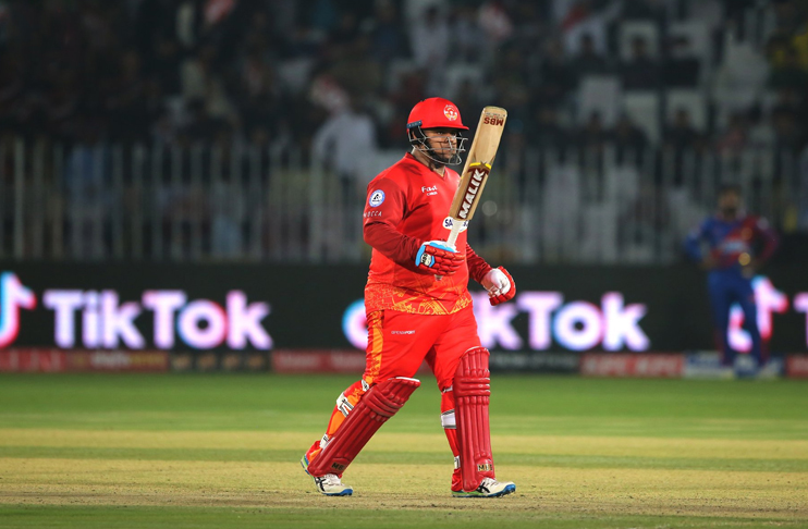 Azam blitz trumps Imad’s heroics as Islamabad United edge Karachi Kings