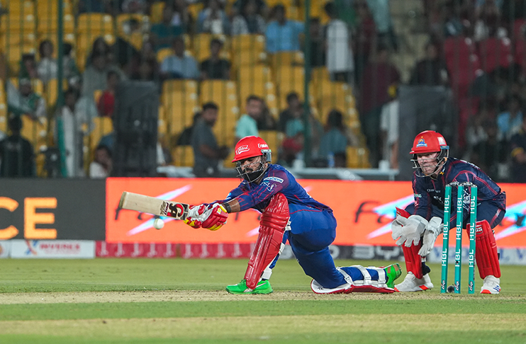 Islamabad United beat Karachi Kings by six wickets in HBL PSL 10