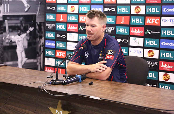 David Warner Eyes Winning Start as Karachi Kings Prepare for Multan Sultans Challenge