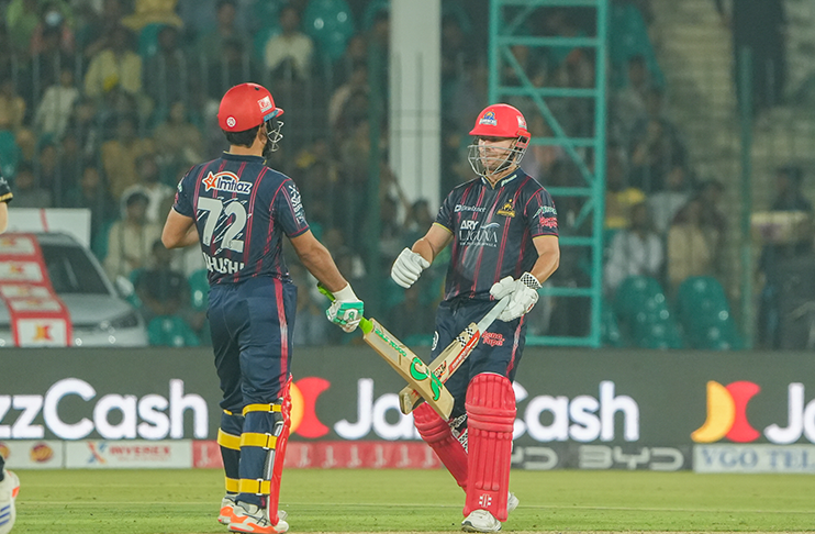 Karachi Kings thump Peshawar Zalmi in last-over HBL PSL 10 thriller